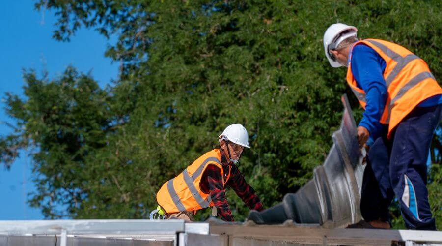 Professional residential roofers in Brent, AL